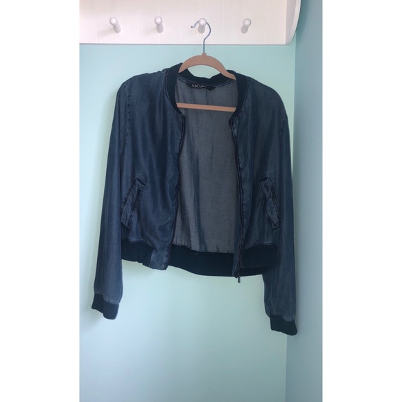 Denim Bomber Jacket 💥💥 - Picture 2 of 3